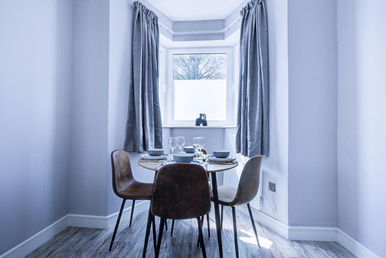 Spacious And Modern 1 Bed 1 Bath Apartment In The Heart Of イーストボーン エクステリア 写真